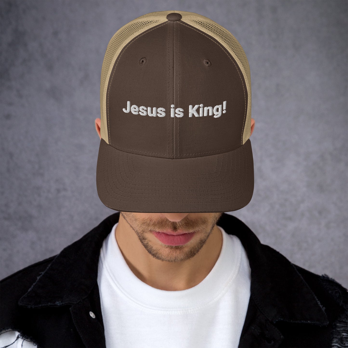 Trail-ready trucker cap designed for hikers and outdoor enthusiasts."